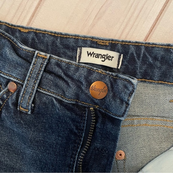 Wrangler Westward 626 High Rise Boot Jeans Women’s 26 30” Inseam Blue Dark Wash - Picture 11 of 16